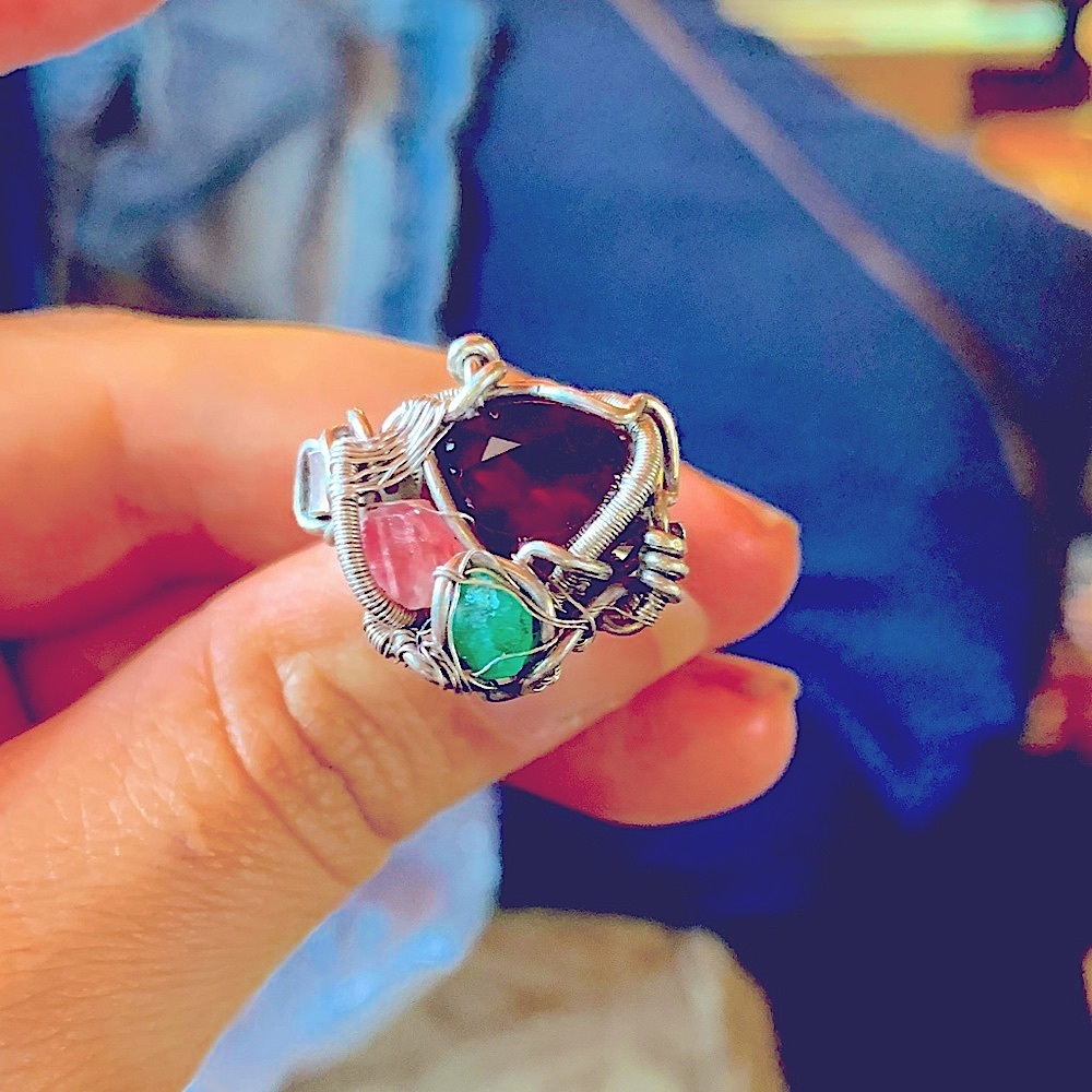 Garnet Emerald and rodiolite Sterling‎ silver ring